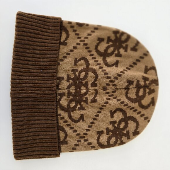 Guess hat - Picture 2 of 5